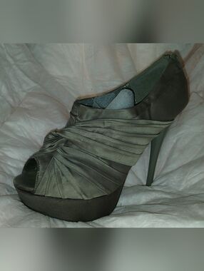 Charlotte Russe Olive Satin Pleated Peep-Toe Platform Heel